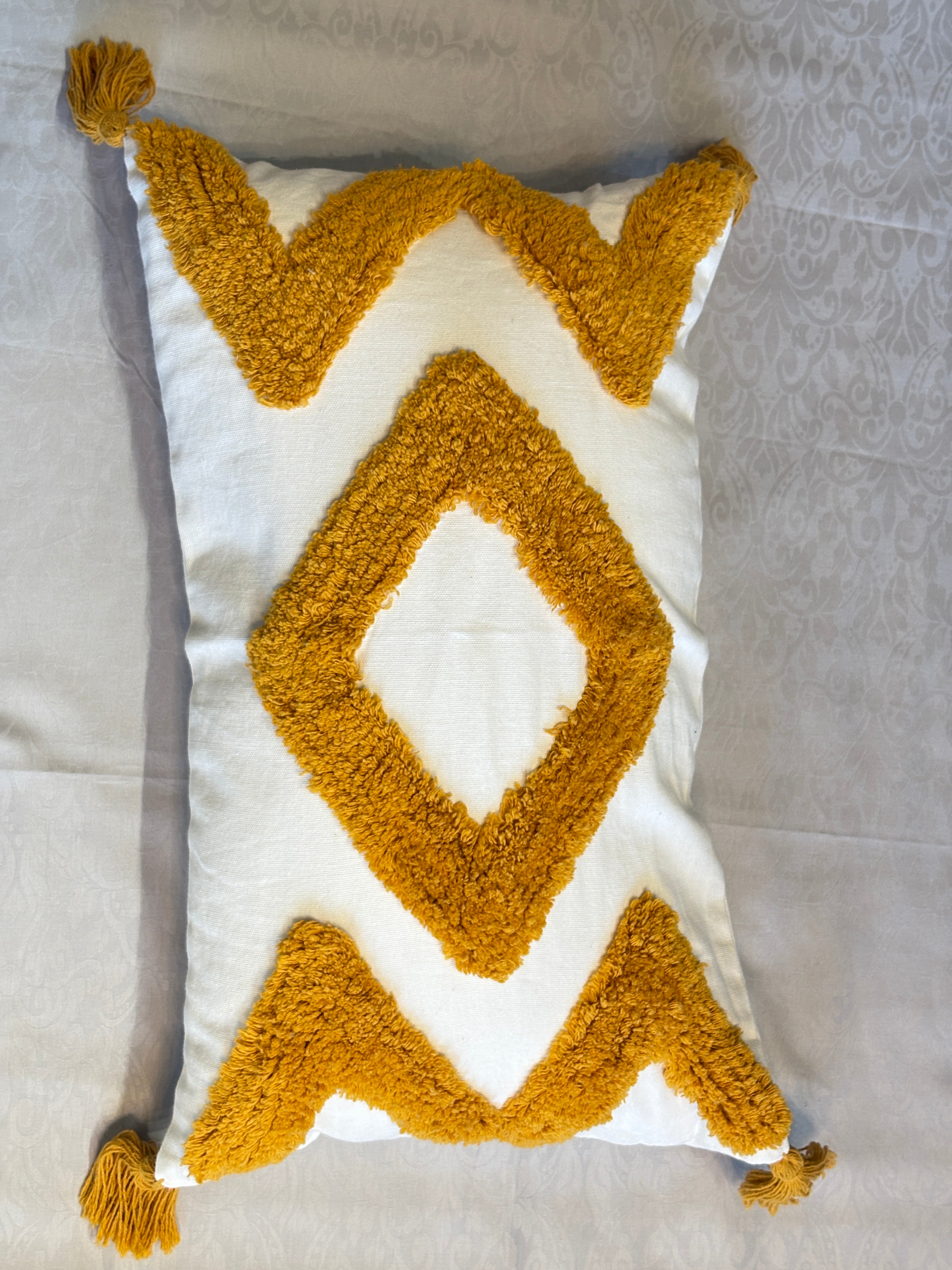 The Saffron Geo-Tufted Lumbar, 12x20