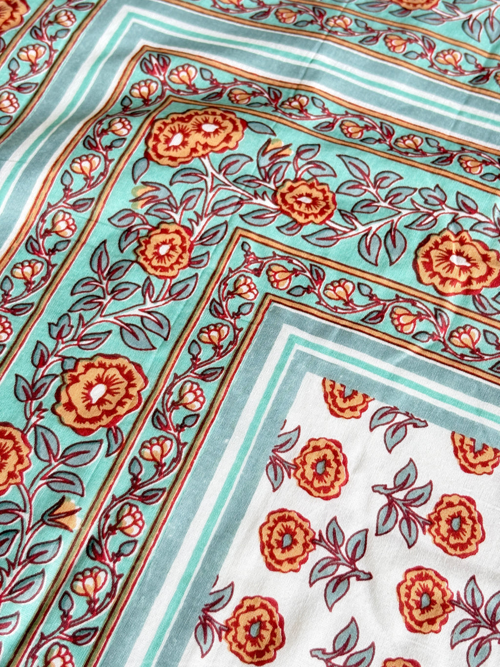 Dohars & Quilt/HANDBLOCK