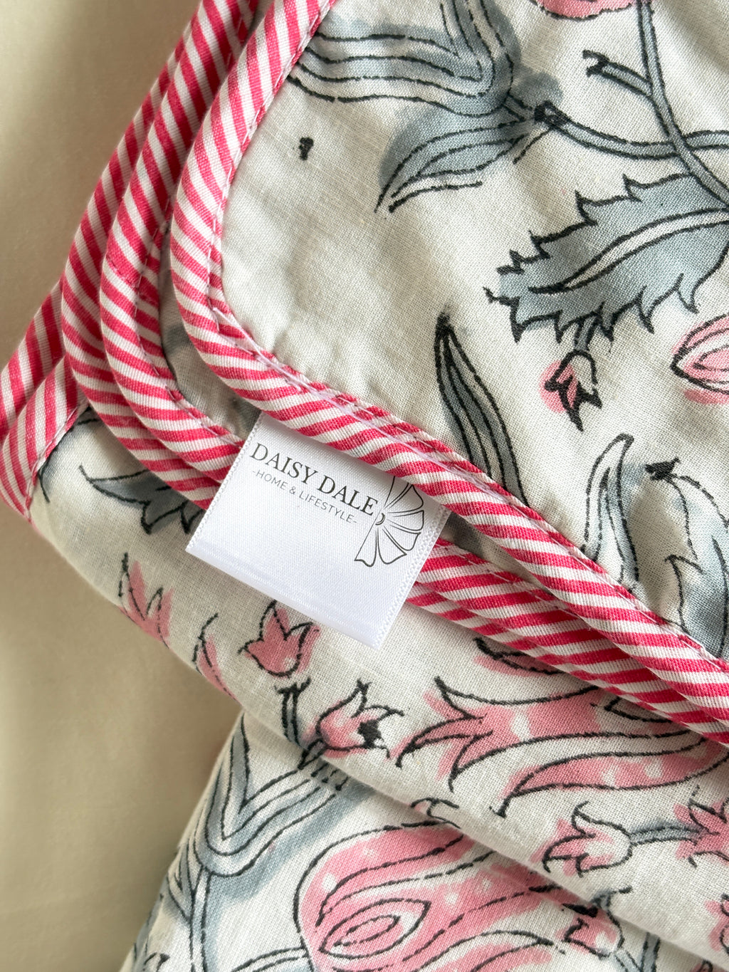 Dohars & Quilt/HANDBLOCK