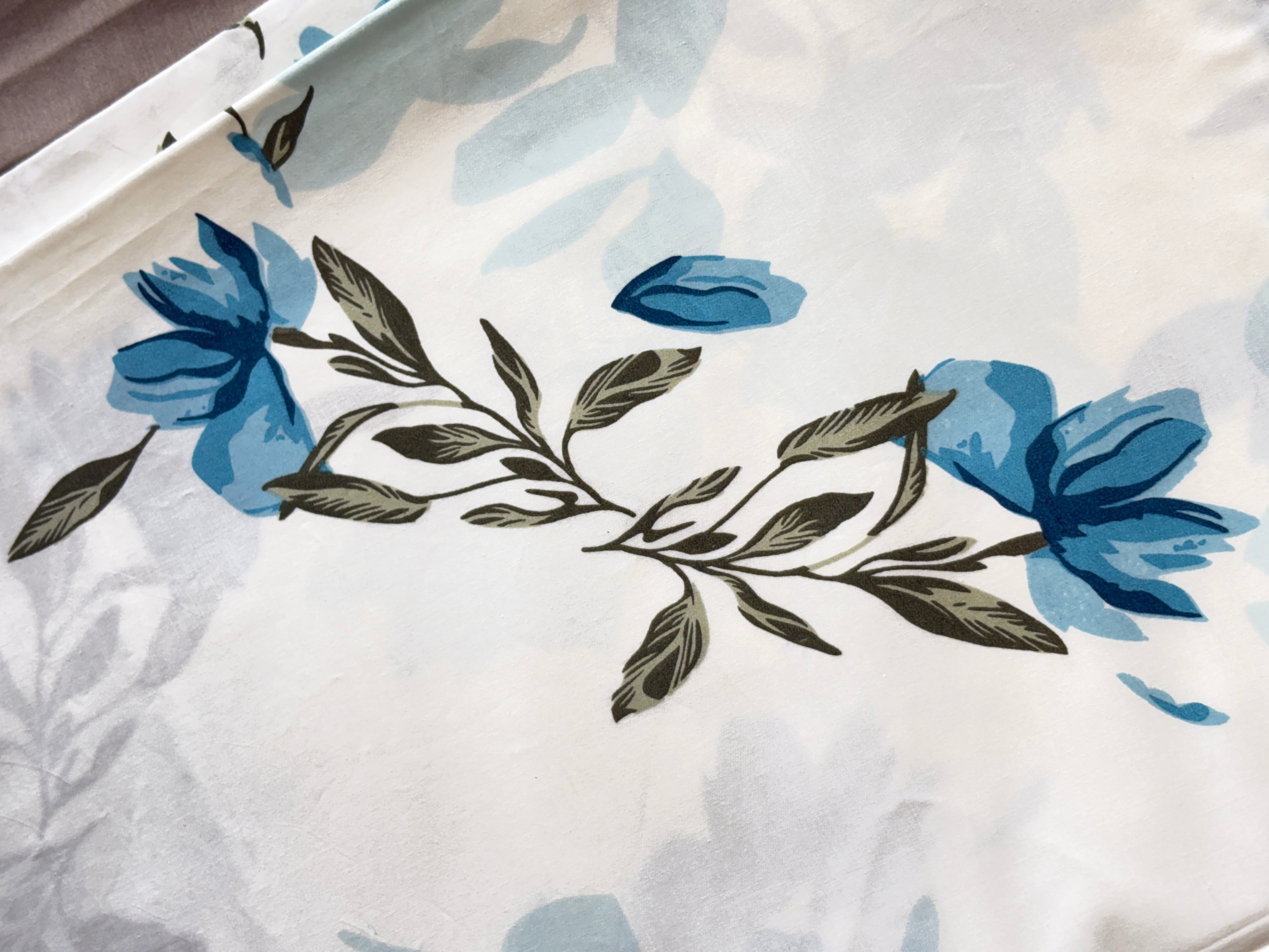 FLAT SHEETS / FEATHER TOUCH