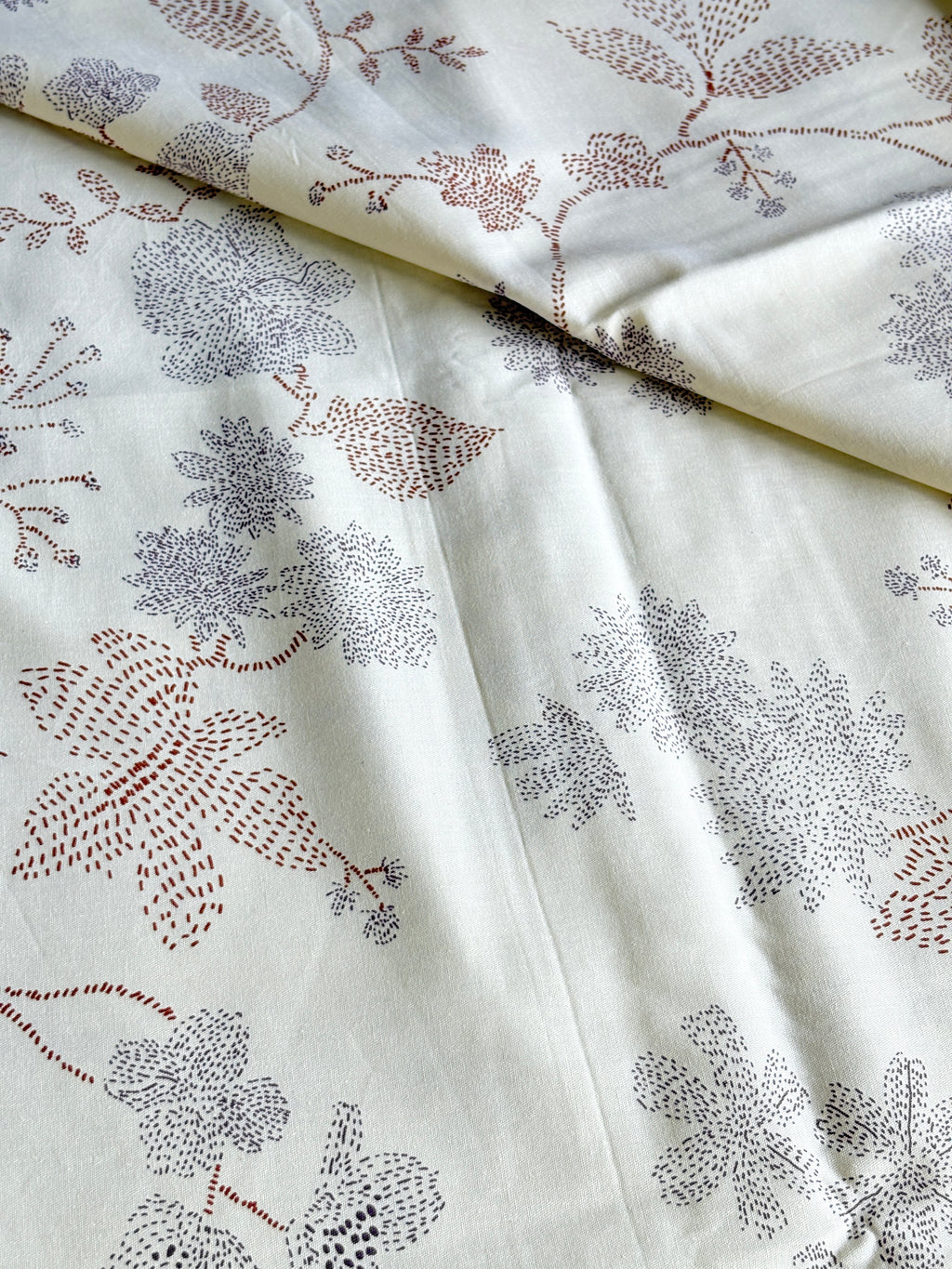 FLAT SHEETS / TWILL WEAVE