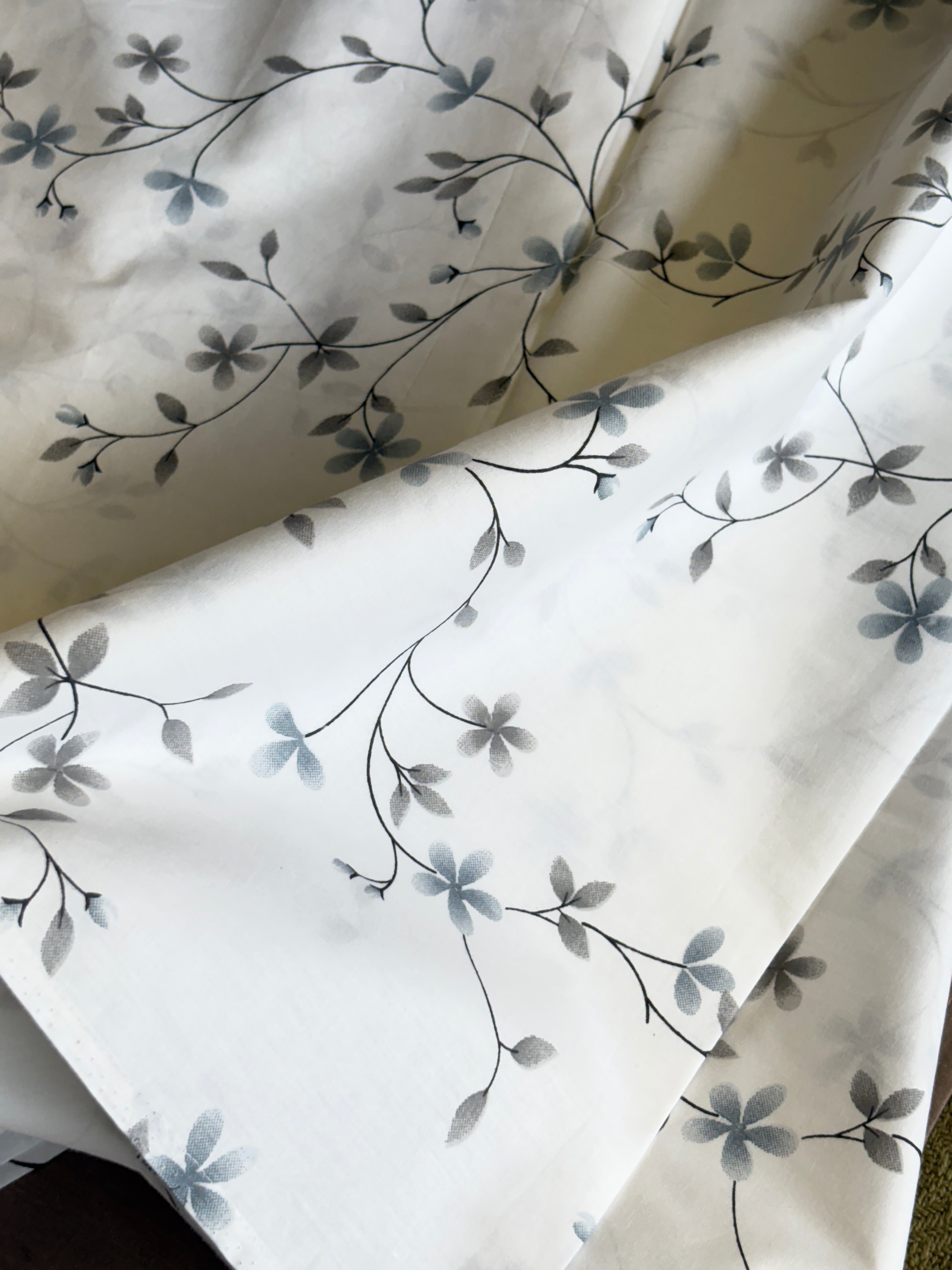 FLAT SHEETS / FEATHER TOUCH