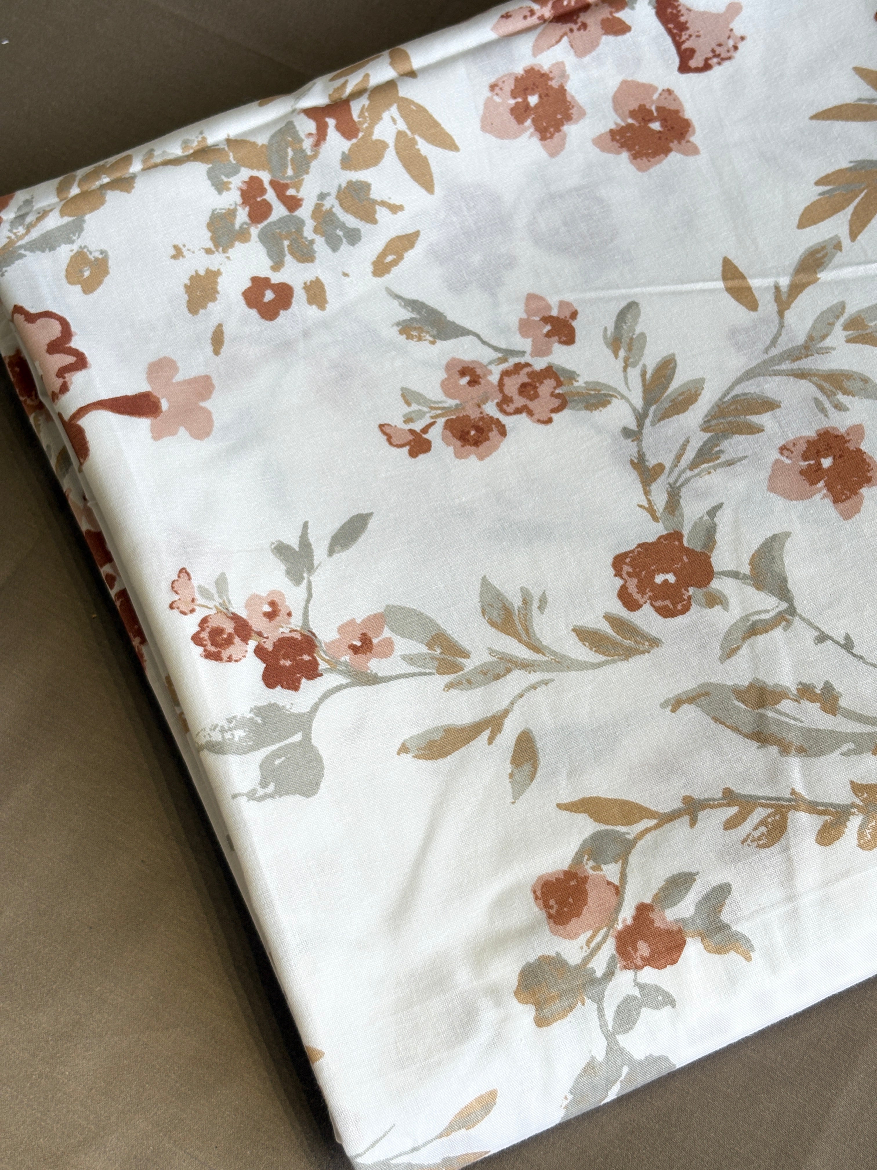 FLAT SHEETS / FEATHER TOUCH