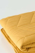 QUILT/ SOLID